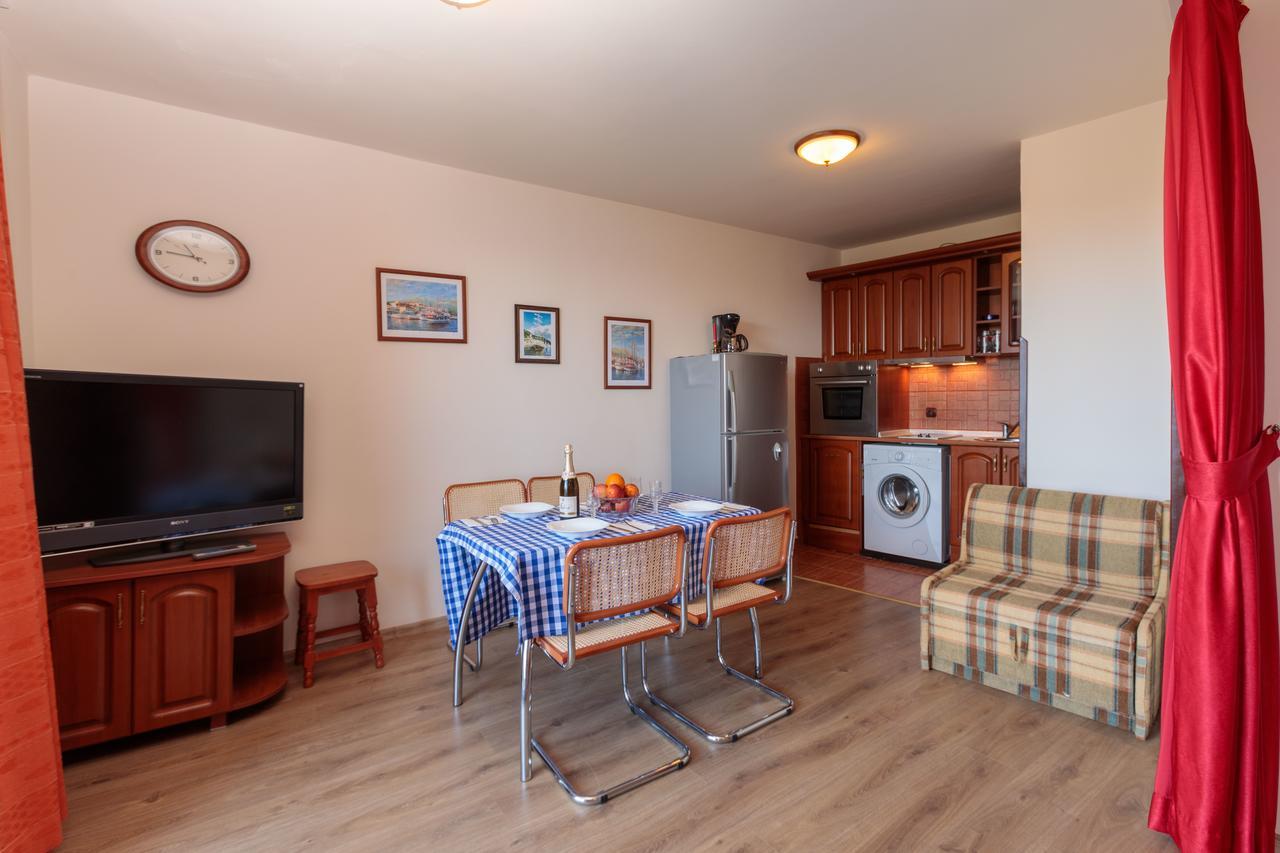 Apartment Sea Shell 1